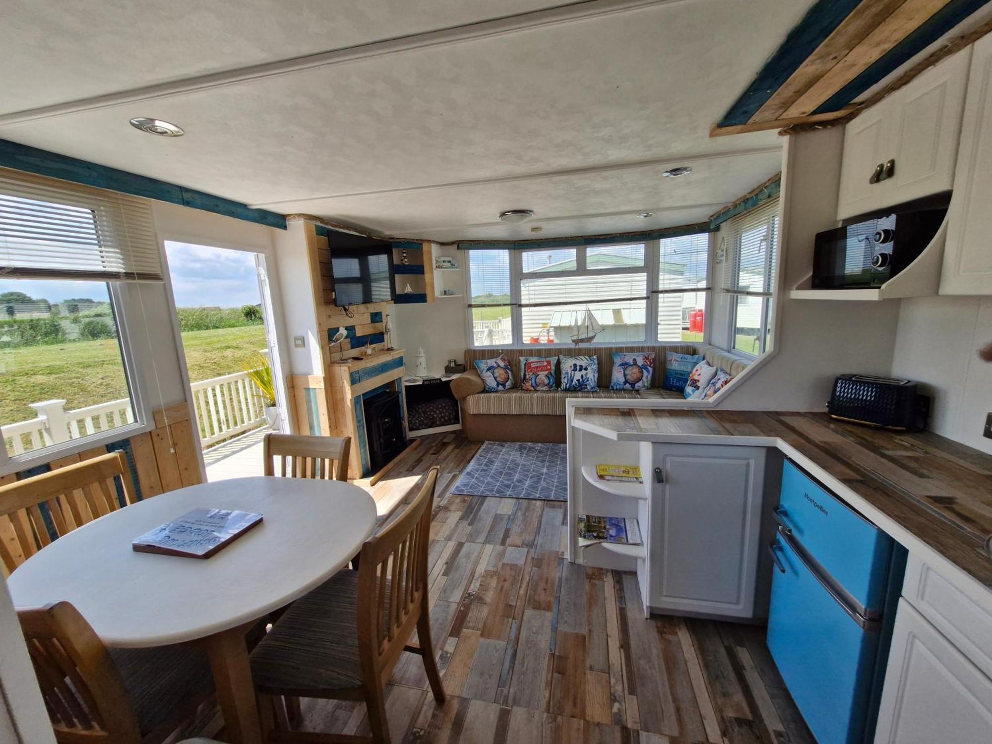 Driftwood Cabin - Dog Friendly Anderby Creek Exterior photo